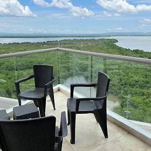 Luxury In Ocean Pavillion Apartamento